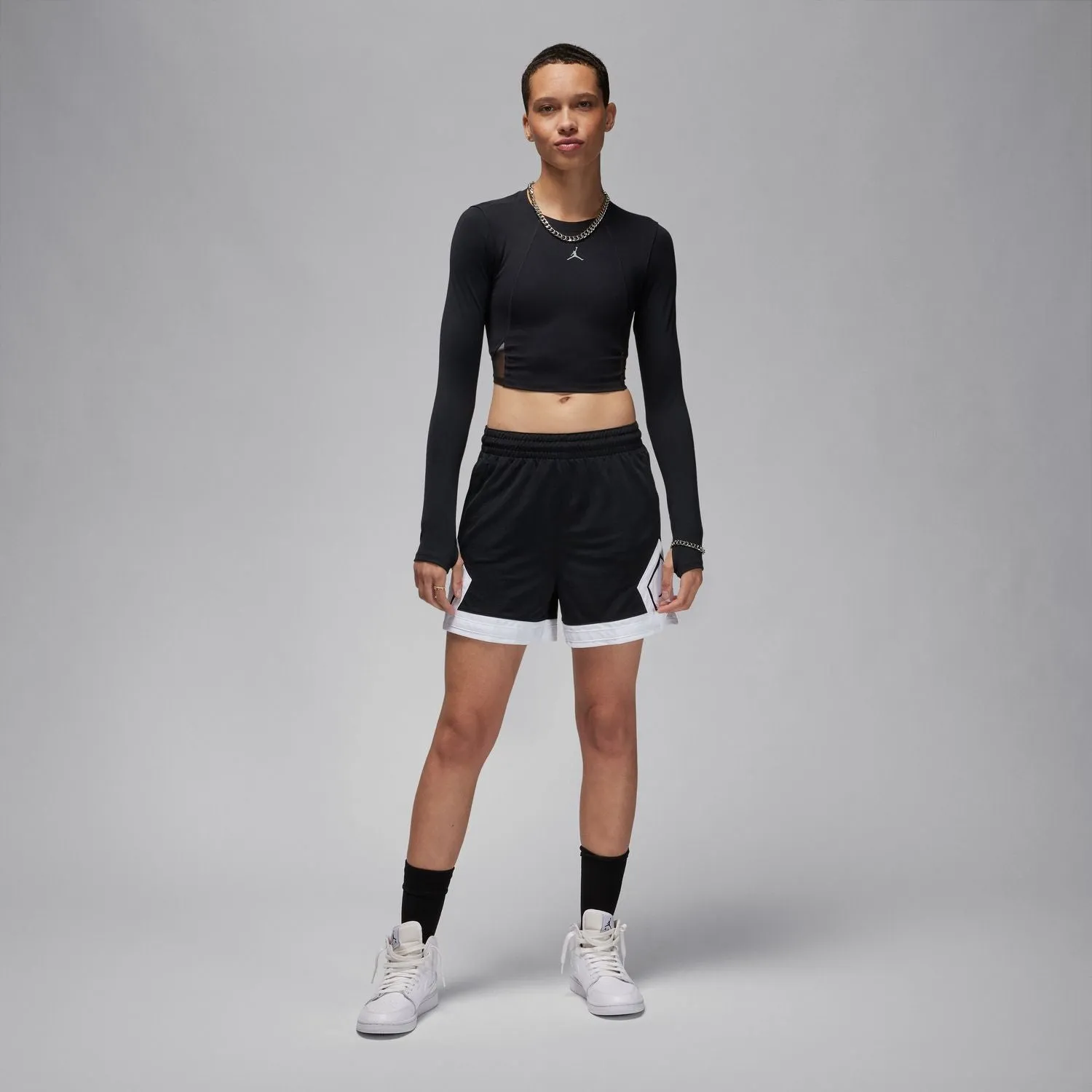 4" Diamond Short - Womens