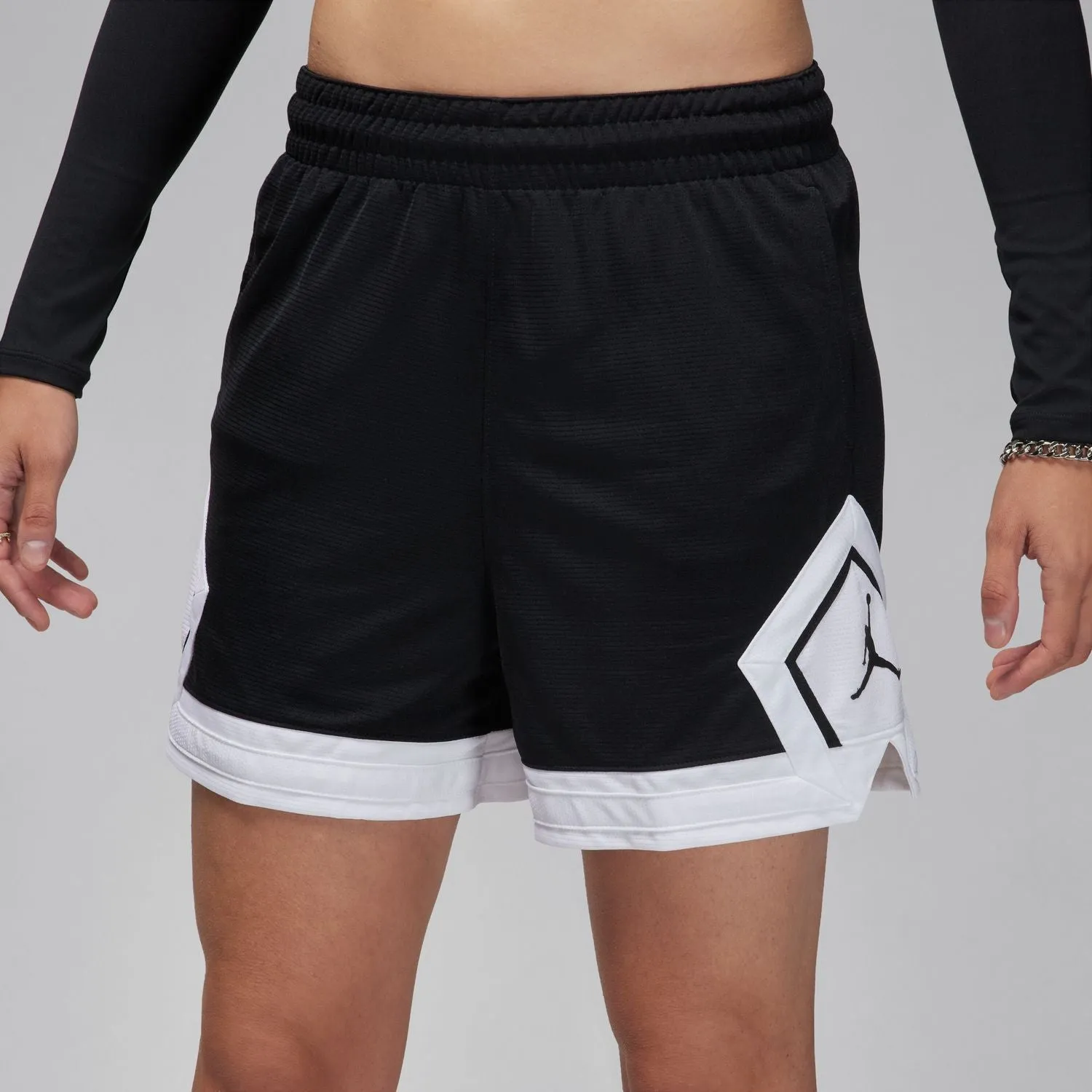 4" Diamond Short - Womens