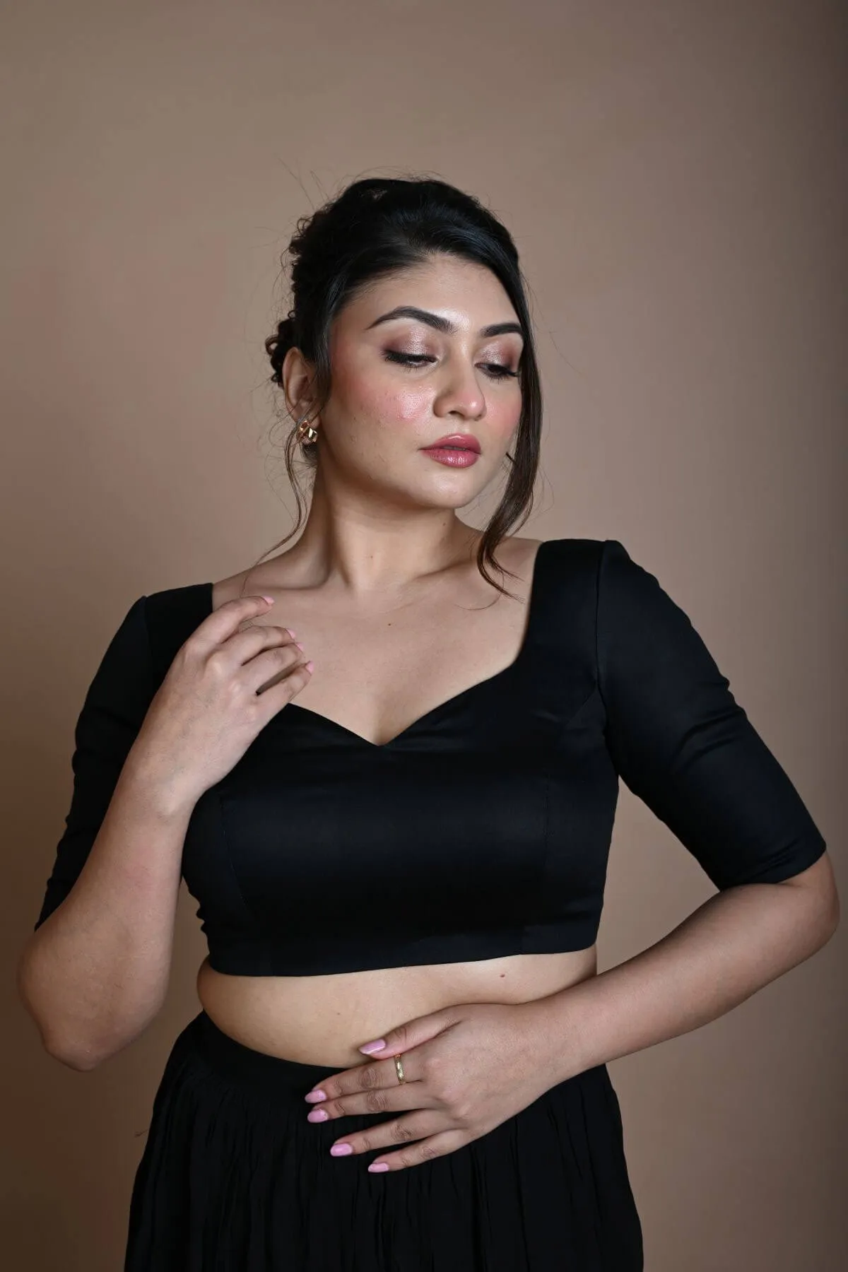 Back Half Sleeve Blouse in Cotton with Sweetheart Neckline
