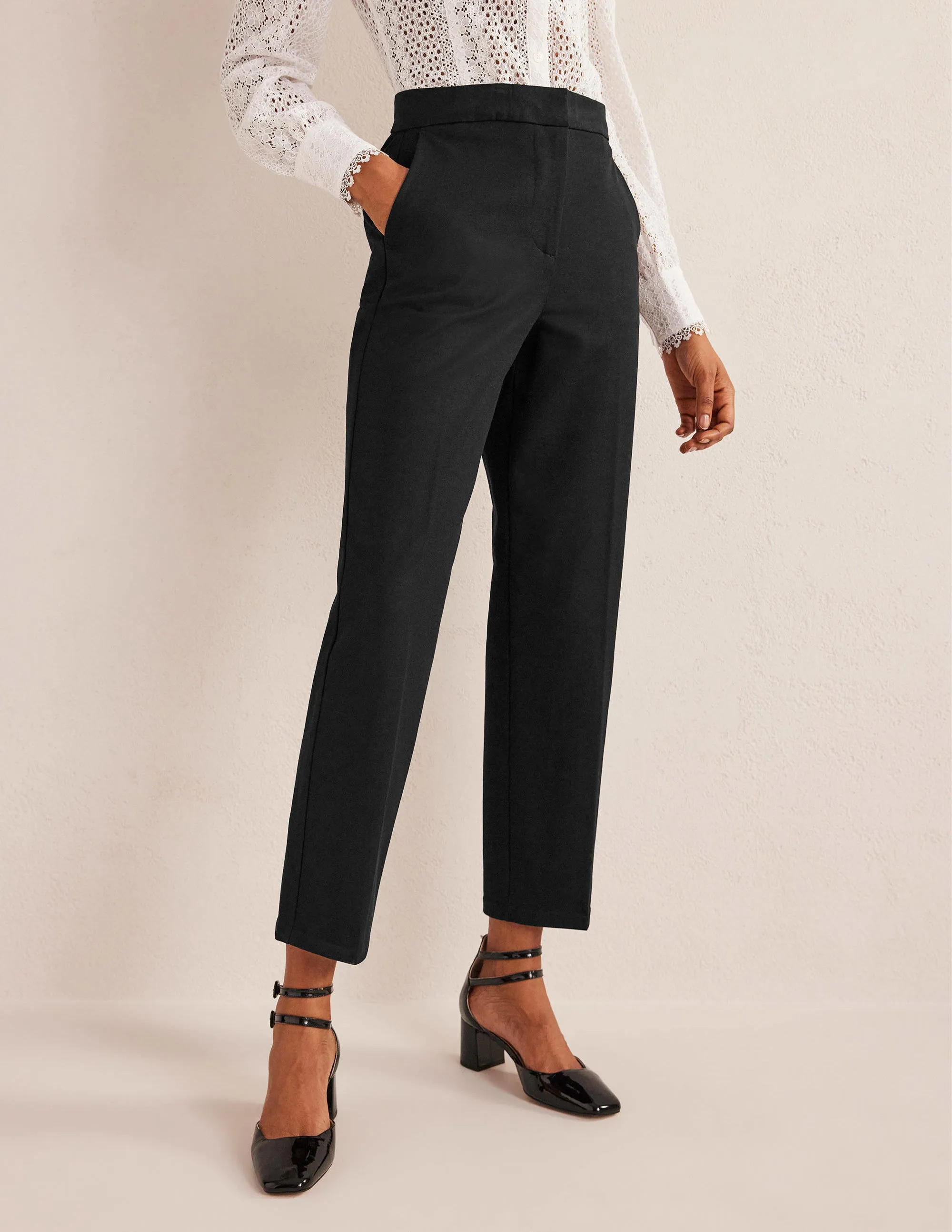 Bi-Stretch Tapered Trousers-Black