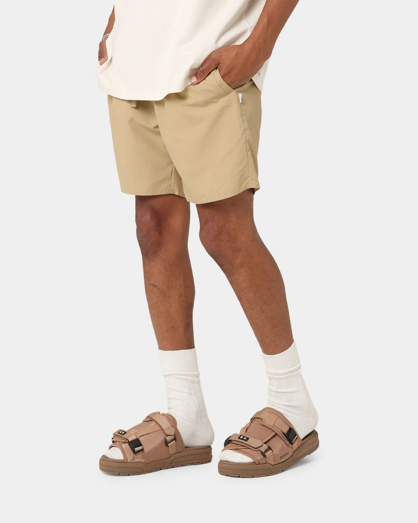Carre Water Short Stone