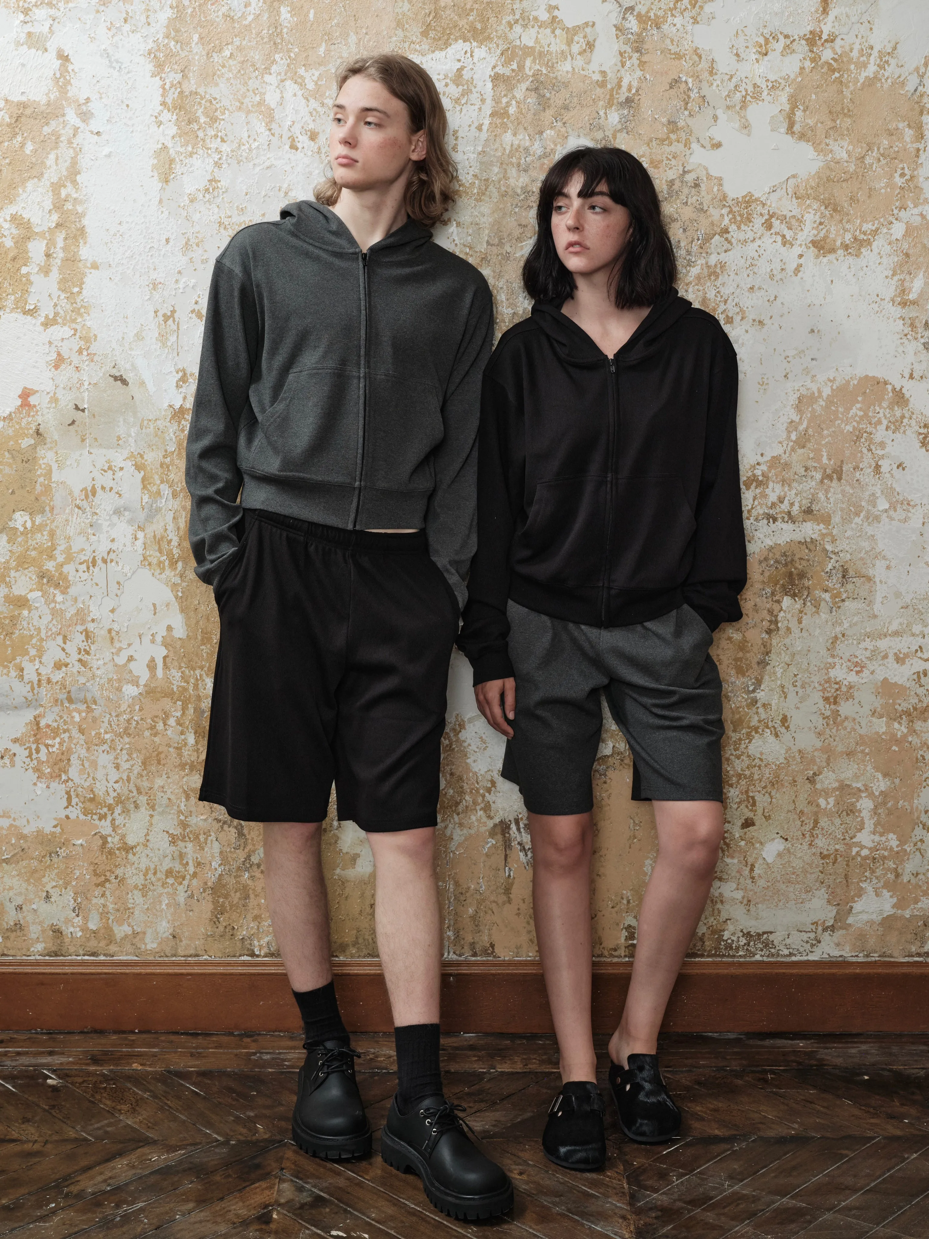 Comfortable elastic basic straight shorts