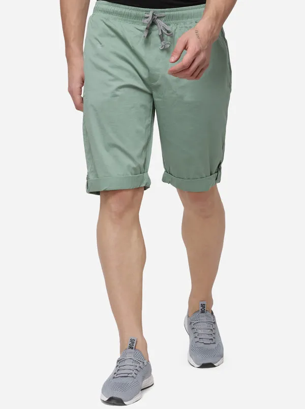 Hedge Green Solid Regular Fit Capri | JadeBlue