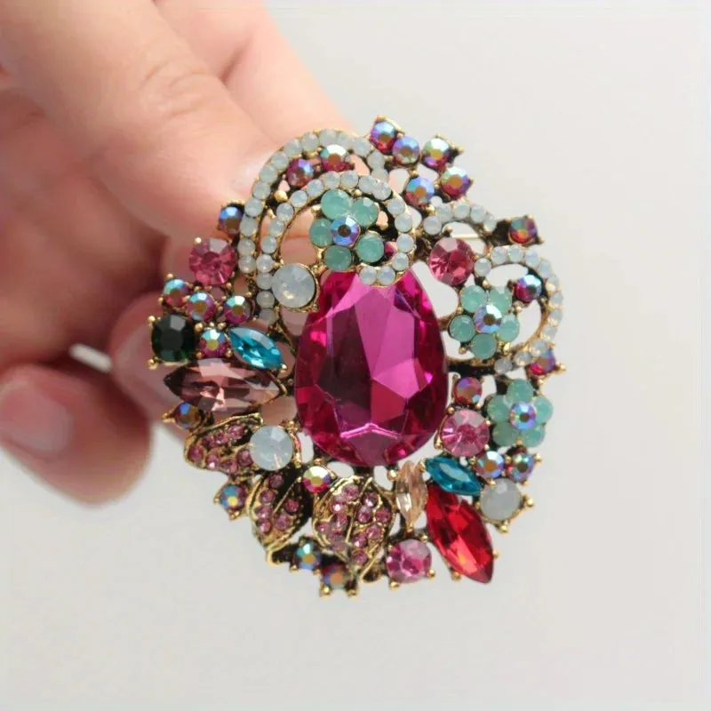 Malva Lace Brooch Pin