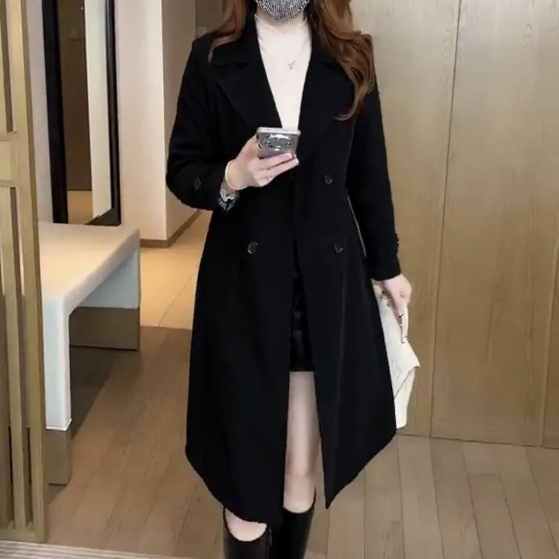 Nadine - Premium Wool Trenchcoat