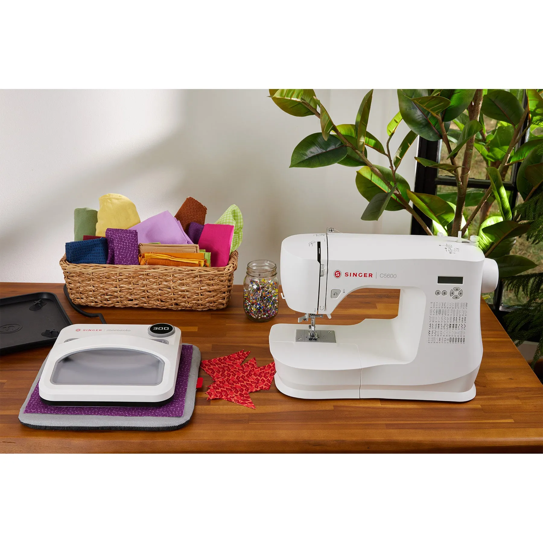 SINGER® MOMENTO™ Square Press